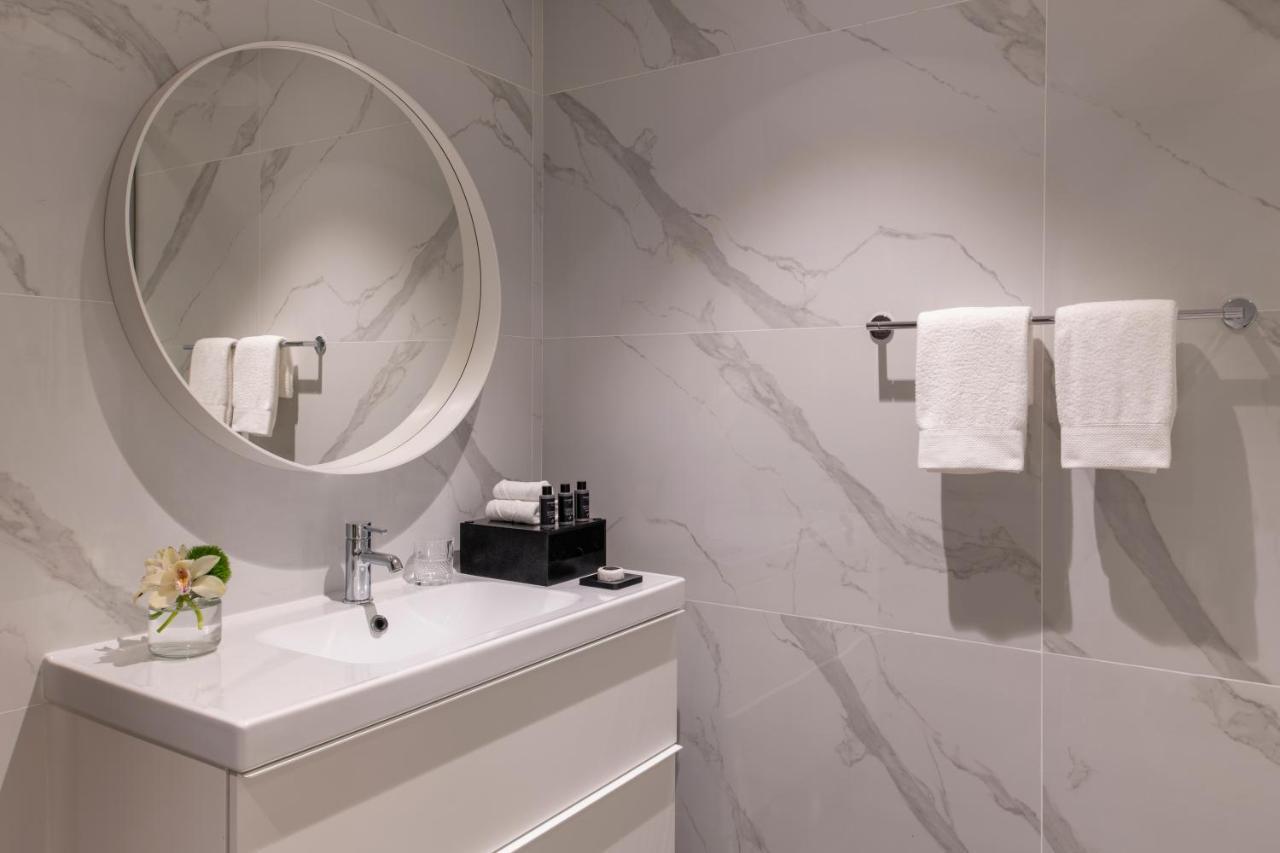 Steigenberger Residence Доха Екстериор снимка Bathroom