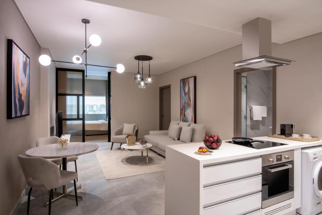 Steigenberger Residence Доха Екстериор снимка Interior of a typical apartment